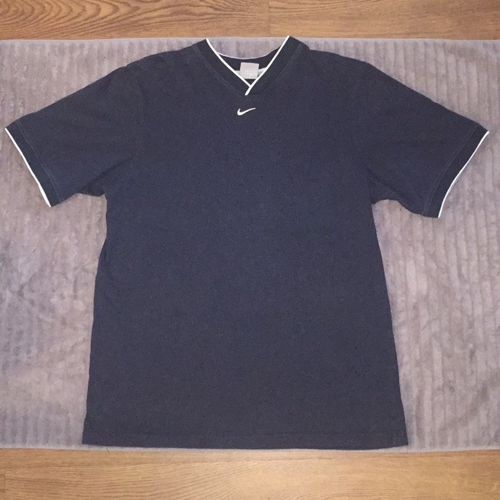 Nike V-Neck Shirt